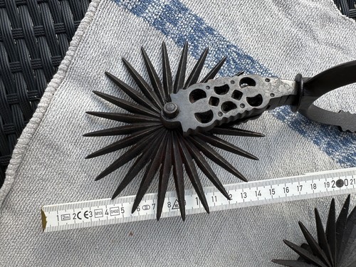 Antique spurs antike - antique,
