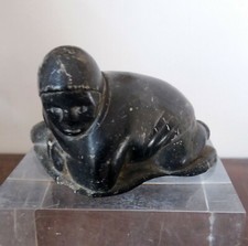 Inuit - alte Steinschnitzerei