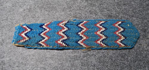Antiker bestickter halsschmuck - bestickter,